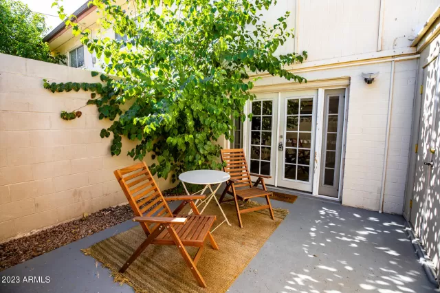 MLS: 6549593 Condo For Sale