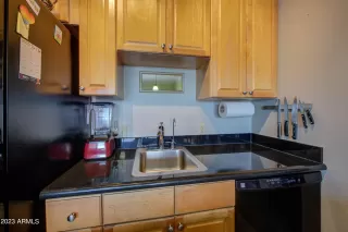 Photo #4: 6549705 Listing