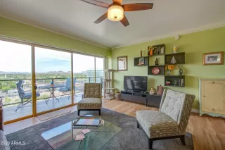 Photo #6: 6549705 Listing