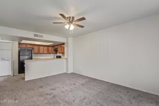 Photo #3: 6549709 Listing