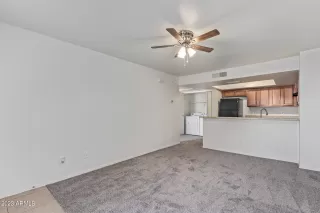 Photo #4: 6549709 Listing