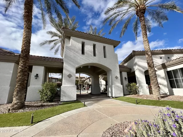 MLS: 6549771 Condo For Sale