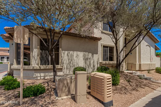 MLS: 6550164 Condo For Sale