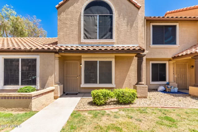 MLS: 6550206 Condo For Sale