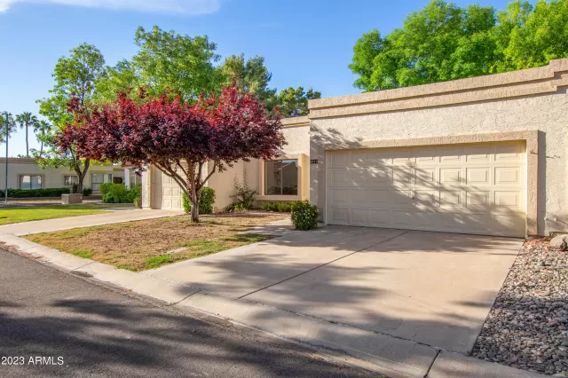 MLS: 6550237 Condo For Sale