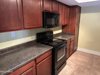 Photo #1: 6550290 Listing 
