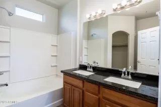 Photo #2: 6550451 Listing 