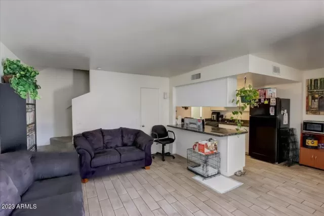 MLS: 6550682 Condo For Sale