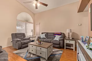 Photo #2: 6550732 Listing 