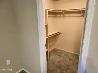 Photo #6: 6550747 Listing