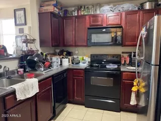 Photo #5: 6550931 Listing