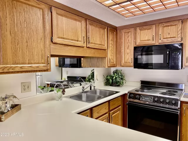 MLS: 6551159 Condo For Sale