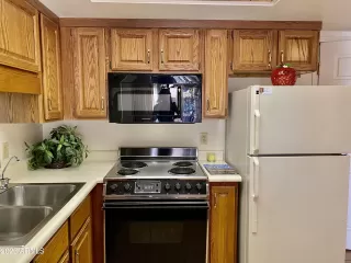 Photo #2: 6551159 Listing