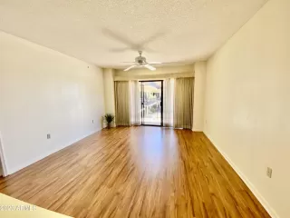 Photo #3: 6551159 Listing