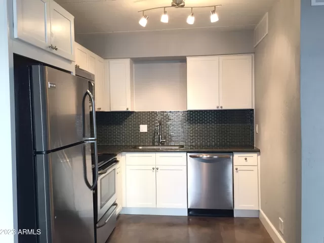 MLS: 6551175 Condo For Sale
