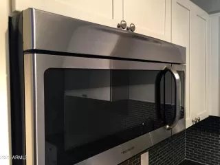 Photo #2: 6551175 Listing