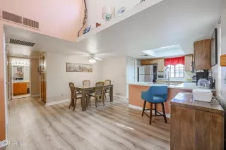 Photo #2: 6551221 Listing