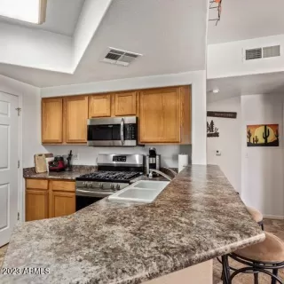 Photo #5: 6551227 Listing