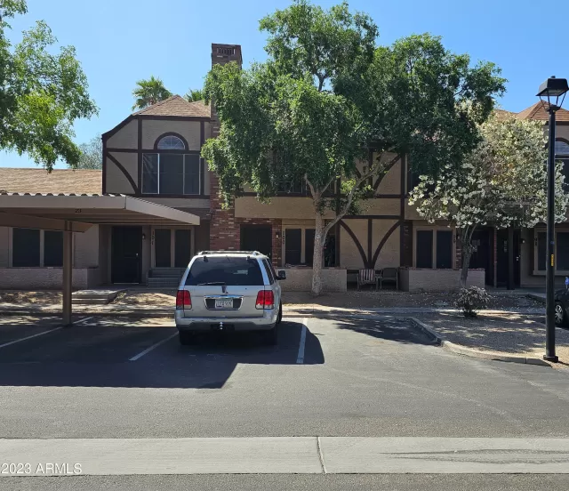 MLS: 6551354 Condo For Sale