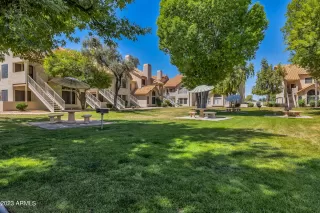 Photo #3: 6551369 Listing