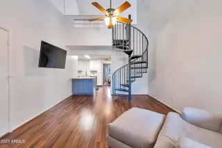 Photo #6: 6551369 Listing