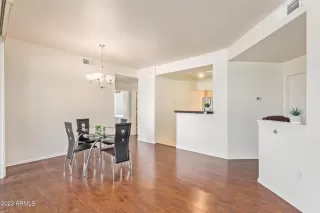 Photo #3: 6551423 Listing