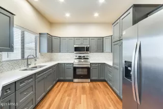 Photo #2: 6551479 Listing
