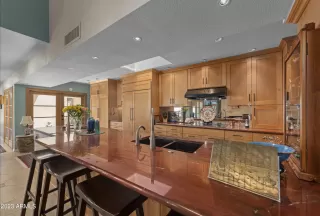 Photo #6: 6551519 Listing