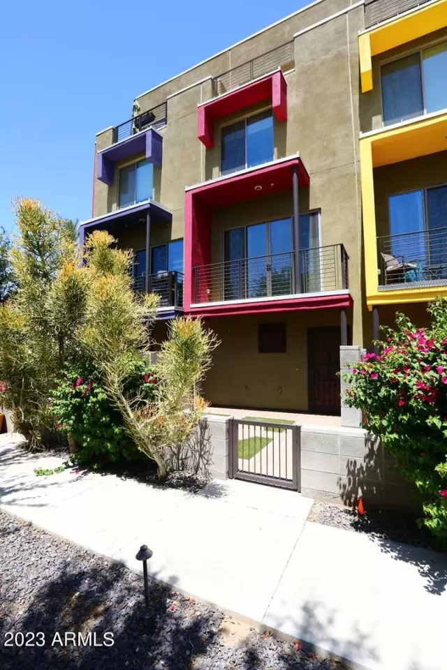 MLS: 6551642 Condo For Sale