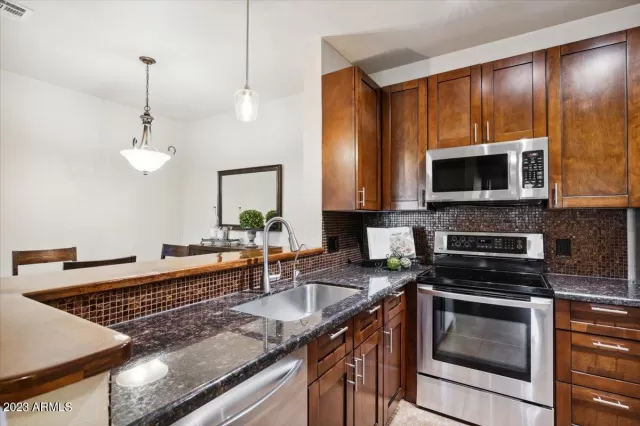 MLS: 6551648 Condo For Sale