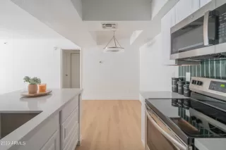 Photo #5: 6551763 Listing