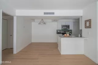 Photo #6: 6551763 Listing