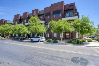 Photo #1: 6551798 Listing