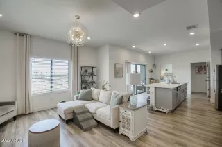 Photo #4: 6551798 Listing