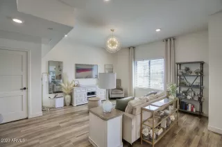 Photo #6: 6551798 Listing