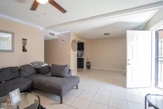 Photo #2: 6551992 Listing