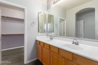 Photo #5: 6551994 Listing