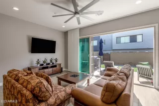 Photo #3: 6552061 Listing 