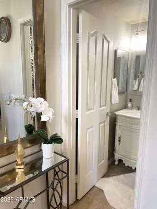 Photo #6: 6552107 Listing