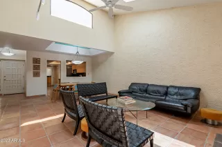 Photo #2: 6552122 Listing