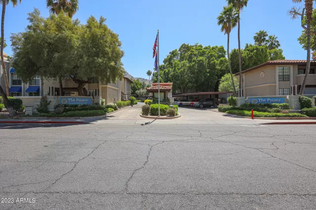 MLS: 6552159 Condo For Sale