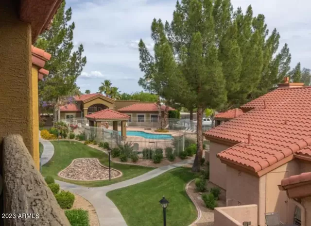 MLS: 6552184 Condo For Sale