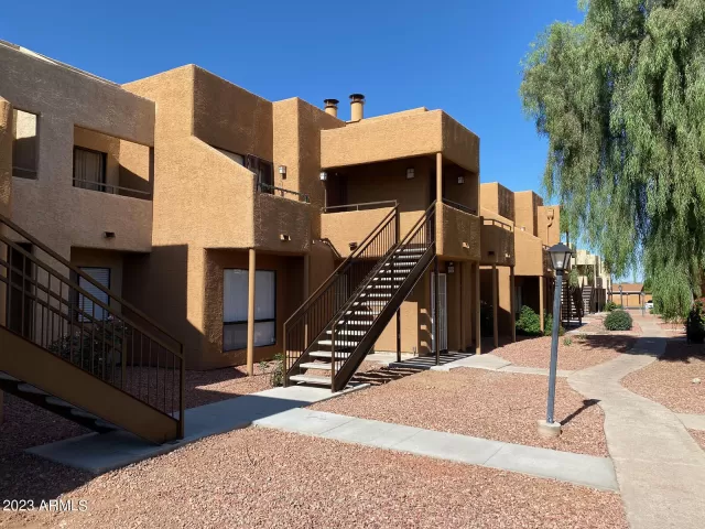 MLS: 6552189 Condo For Sale