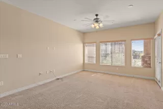 Photo #4: 6552280 Listing