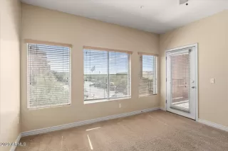 Photo #5: 6552280 Listing