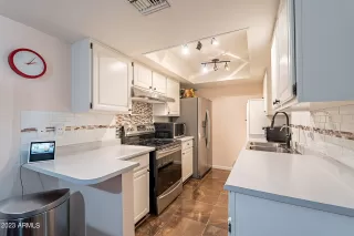 Photo #4: 6552527 Listing