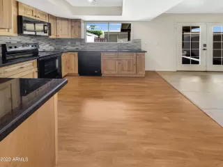 Photo #4: 6552536 Listing 