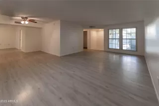 Photo #4: 6552678 Listing