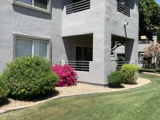 Photo #2: 6552717 Listing