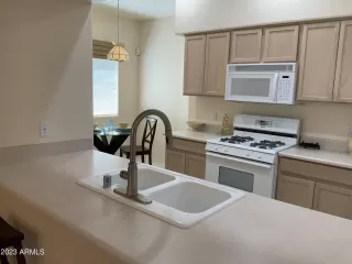 Photo #6: 6552717 Listing